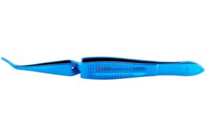 Пинцет перекрестного действия для склеры